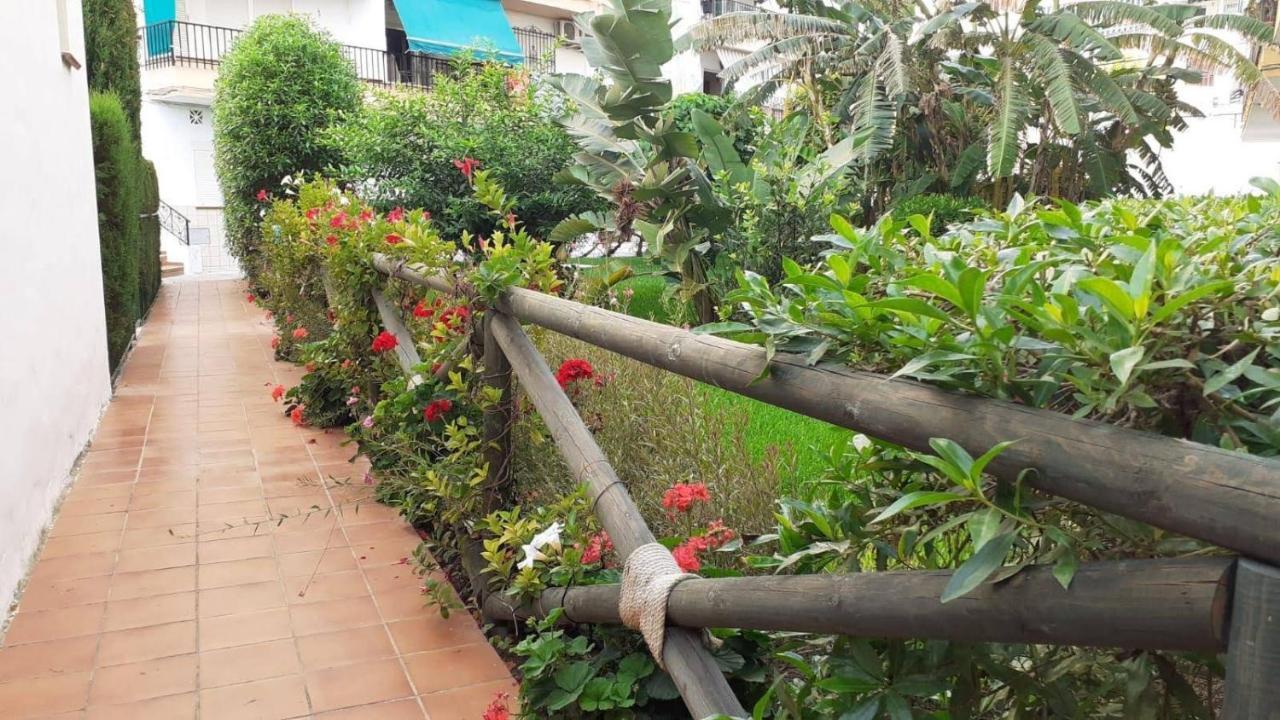 Rincon Mediterraneo Нерха Экстерьер фото